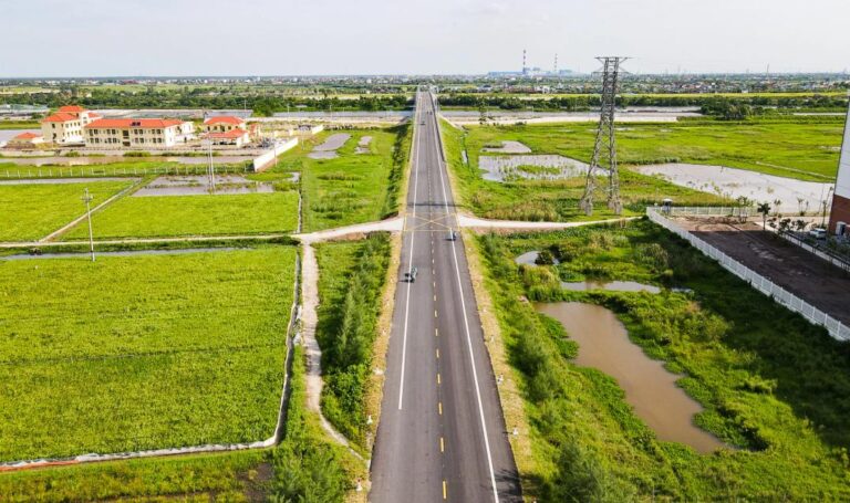 Hưng Yên cách Ninh Bình bao nhiêu km