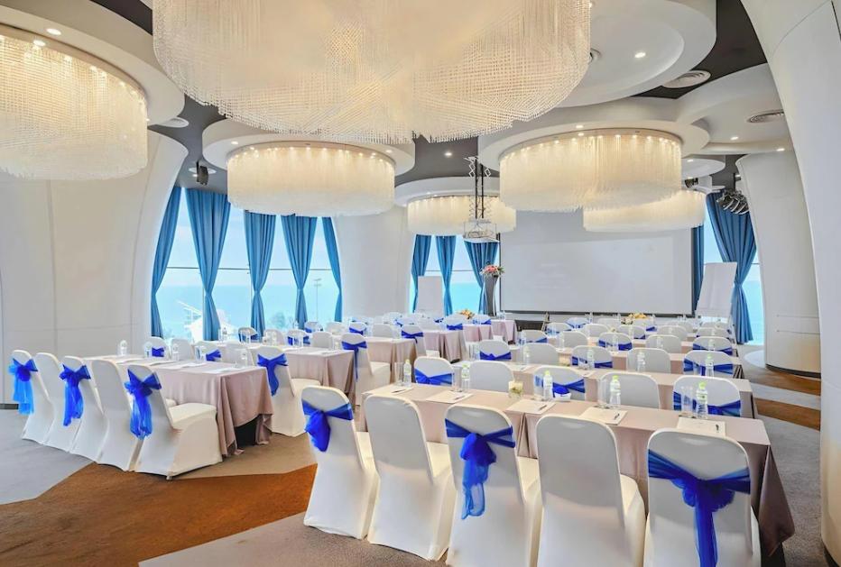 Phòng họp và sự kiện chuyên nghiệp