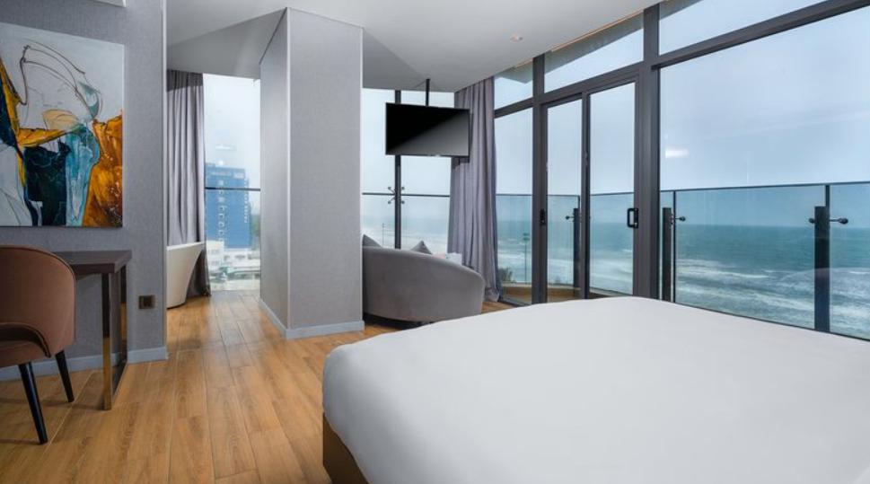 Hạng phòng Deluxe rộng rãi, bài trí đầy đủ các tiện ích