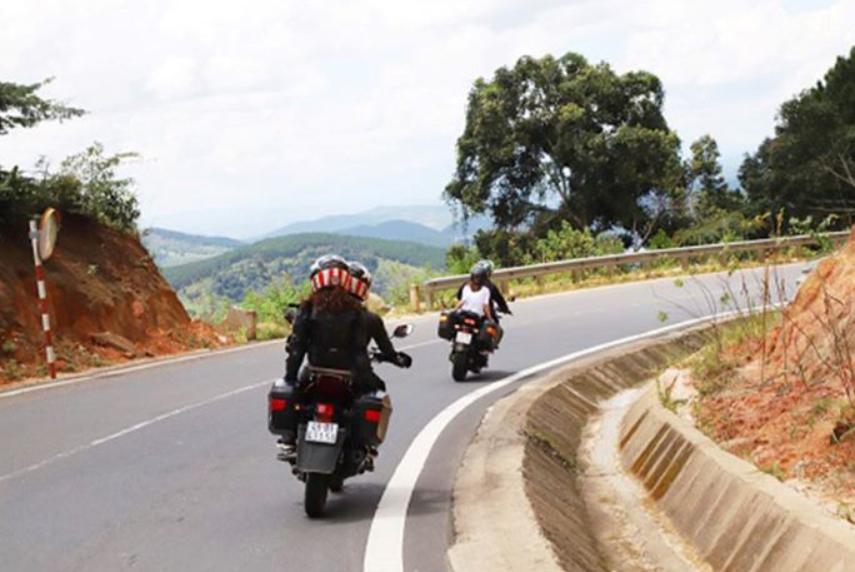 Di chuyển bằng xe máy là một lựa chọn lý tưởng