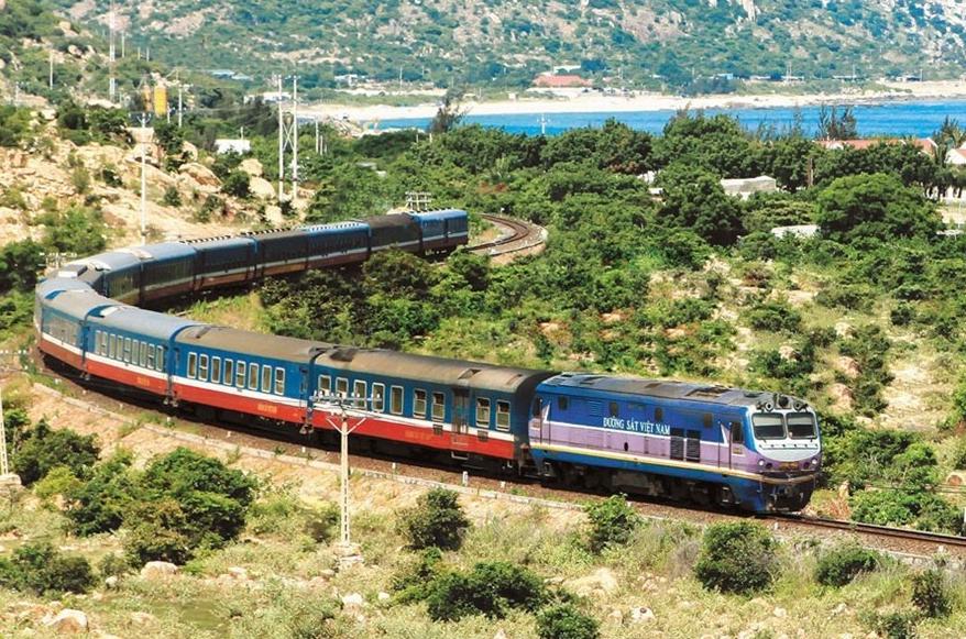 Trải nghiệm di chuyển bằng tàu hỏa Ninh Bình - Đà Nẵng