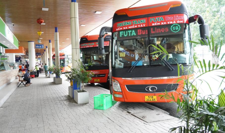 Xe Phương Trang di chuyển nhanh chóng, giá phải chăng