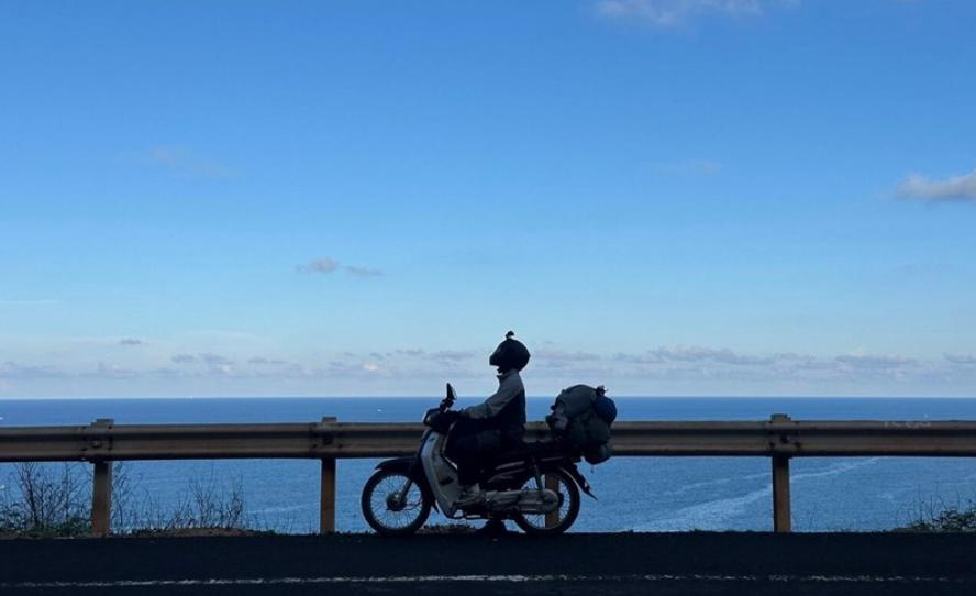 Di chuyển bằng xe máy cực kỳ tiết kiệm và thoải mái