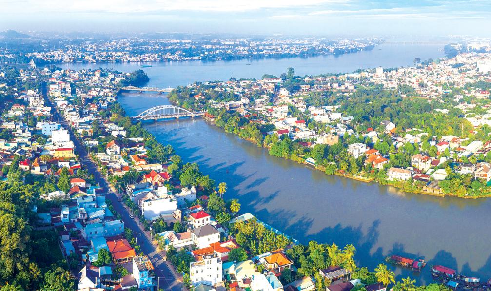 Quốc lộ 1A là tuyến đường phổ biến nhất