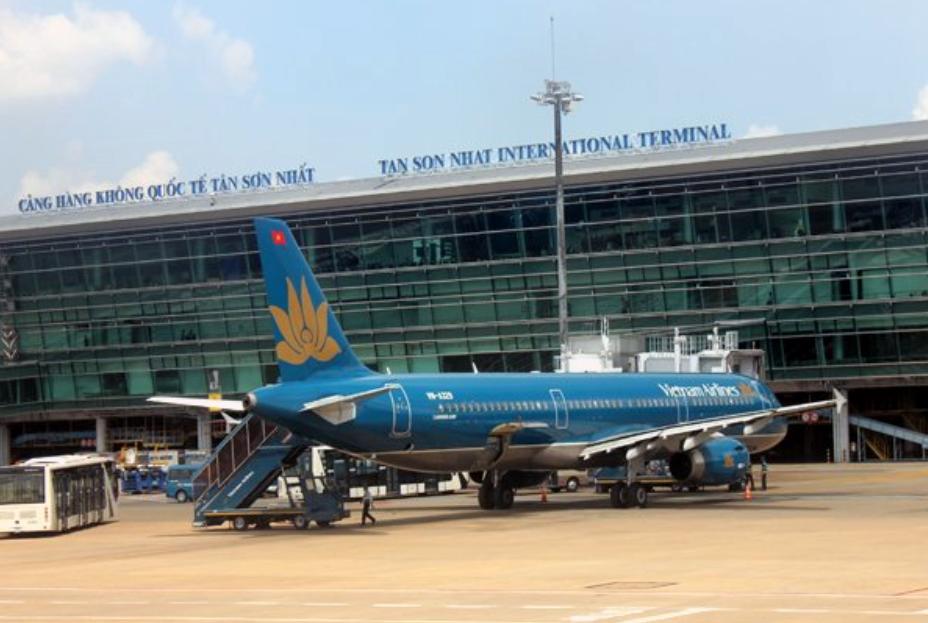 Di chuyển bằng máy bay